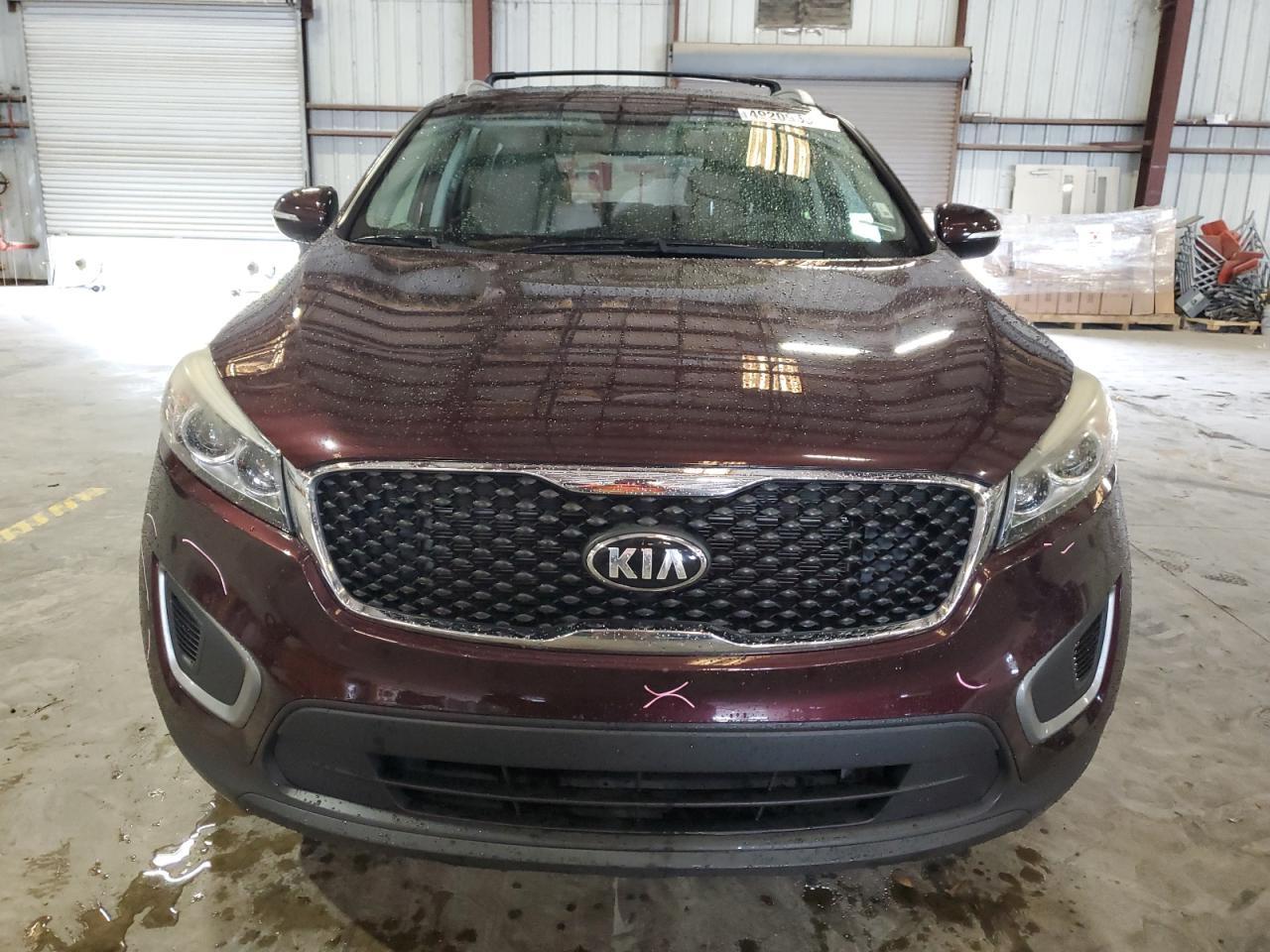 2016 KIA SORENTO LX - Image 5
