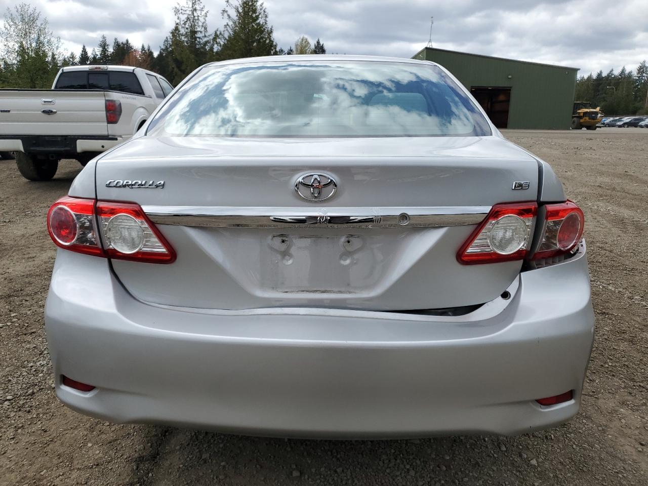 2013 TOYOTA COROLLA BA - Image 6