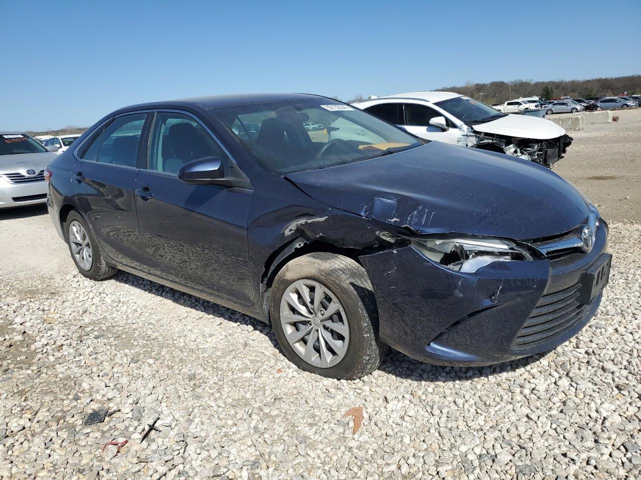 2016 TOYOTA CAMRY LE - Image 4