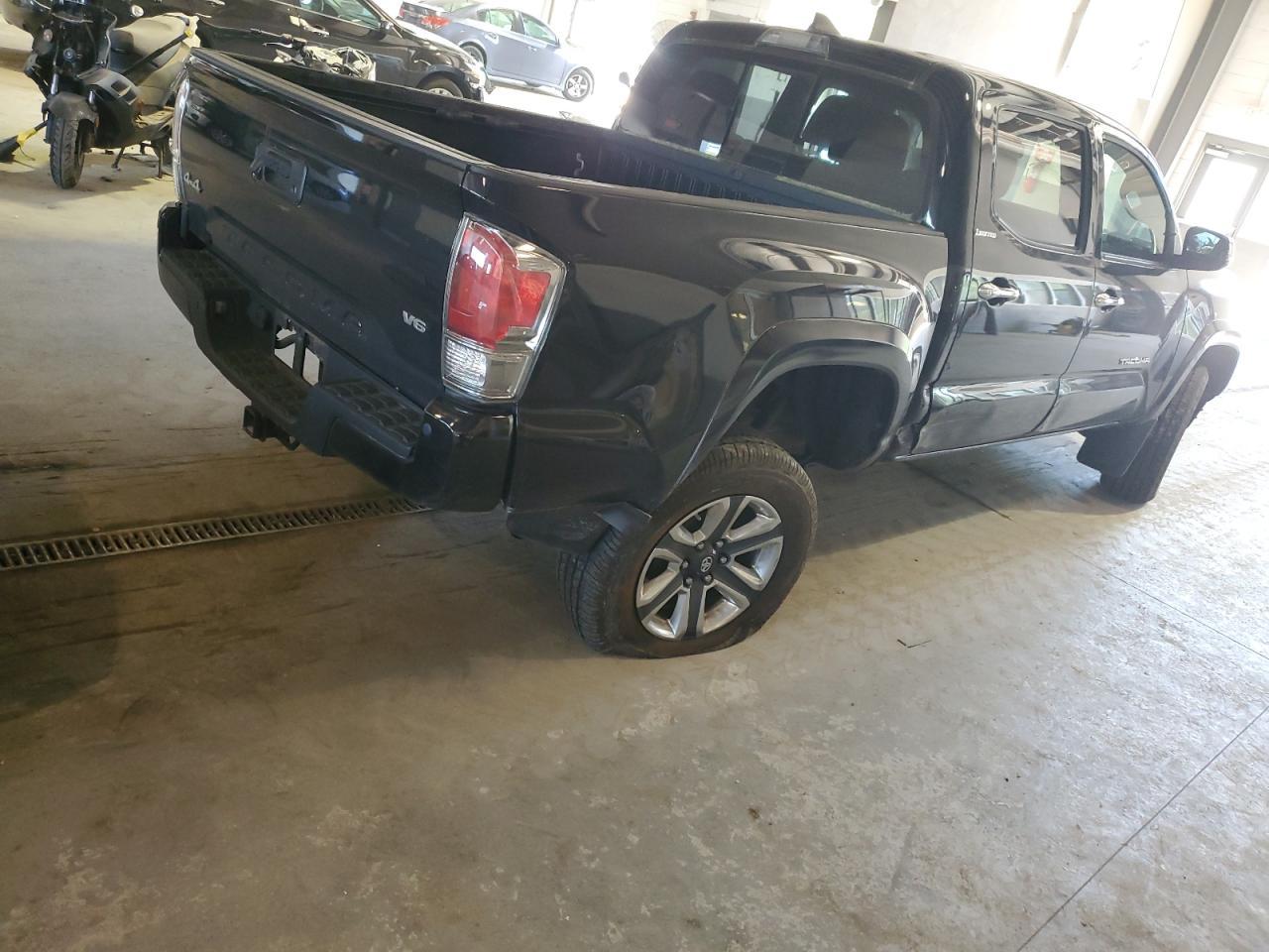 2017 TOYOTA TACOMA DOU - Image 3