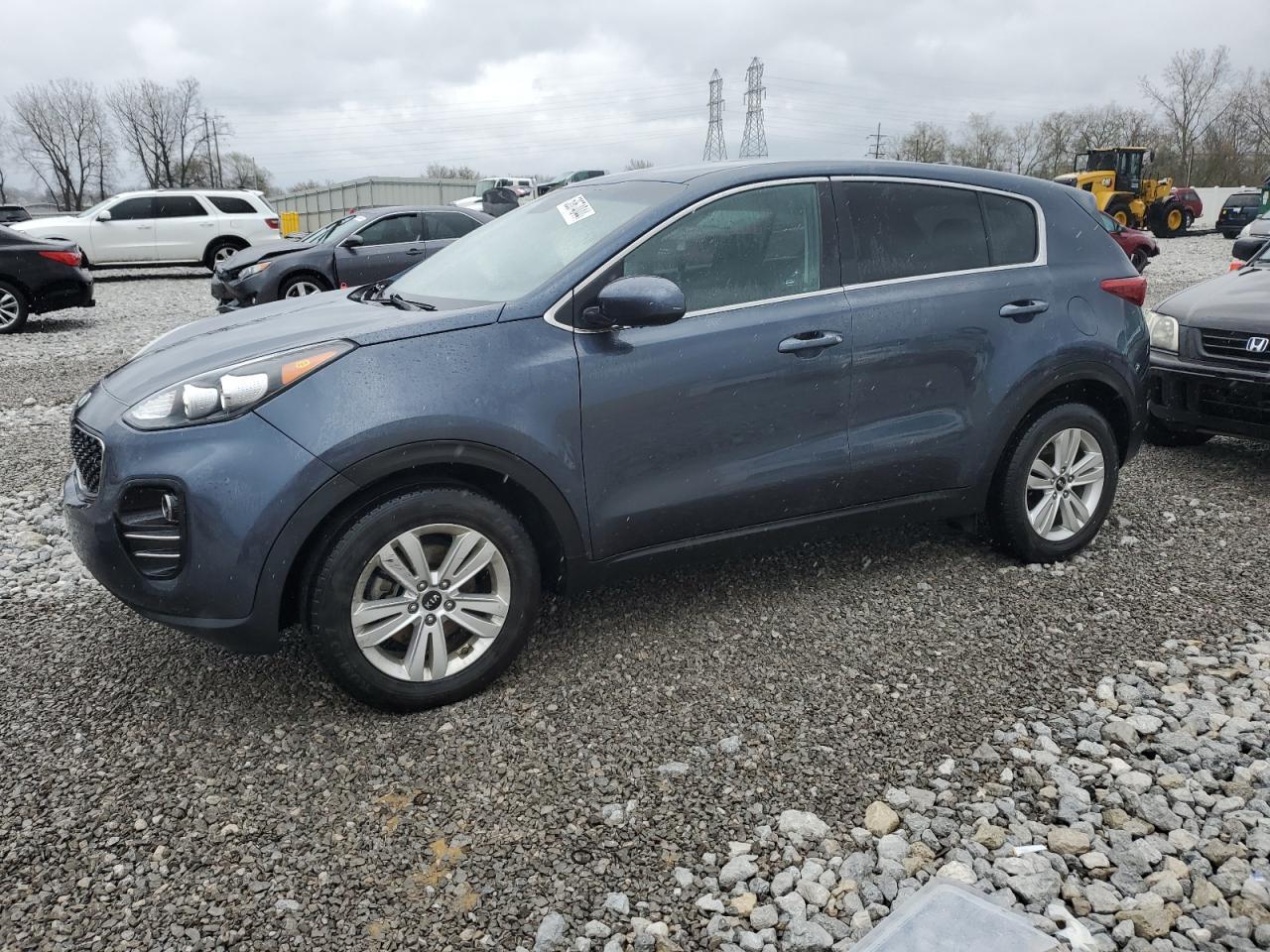 2019 KIA SPORTAGE L car image