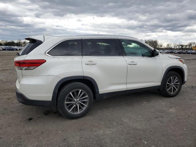 2019 Toyota Highlander Se - Фото 3