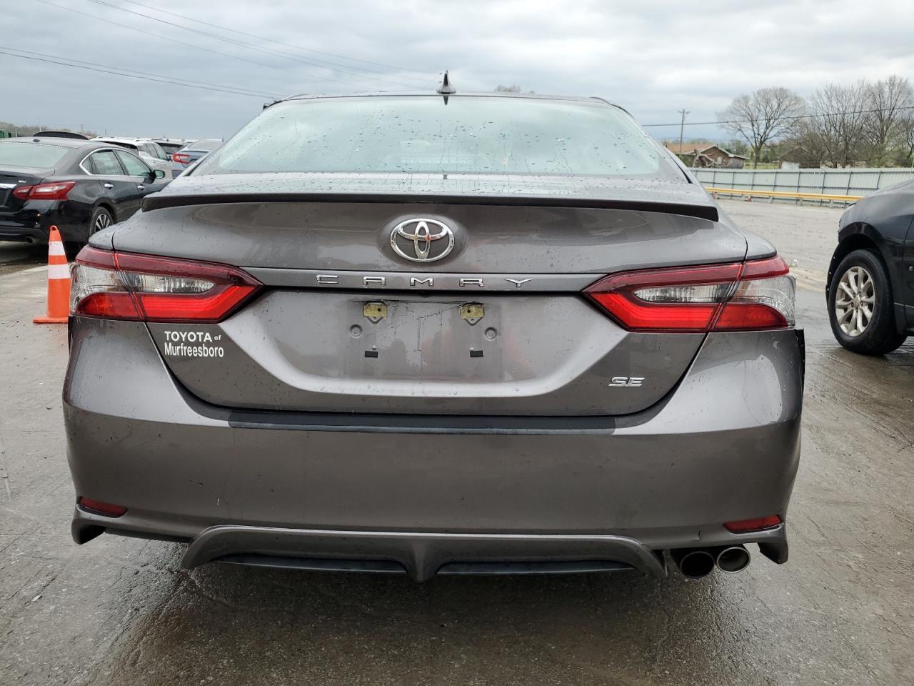 2021 TOYOTA CAMRY SE - Image 6