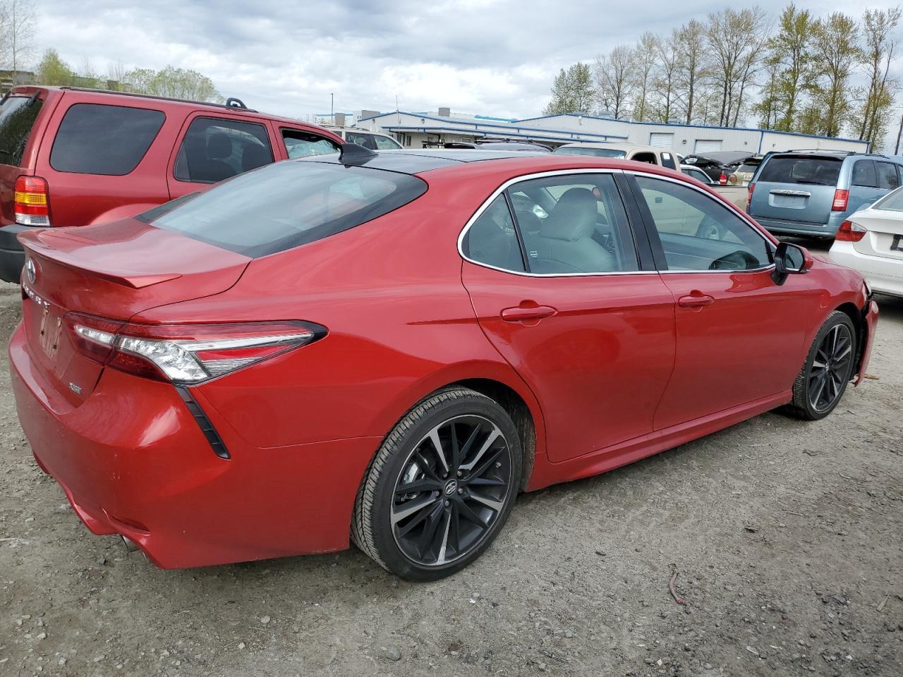 2019 TOYOTA CAMRY XSE - Фото 3