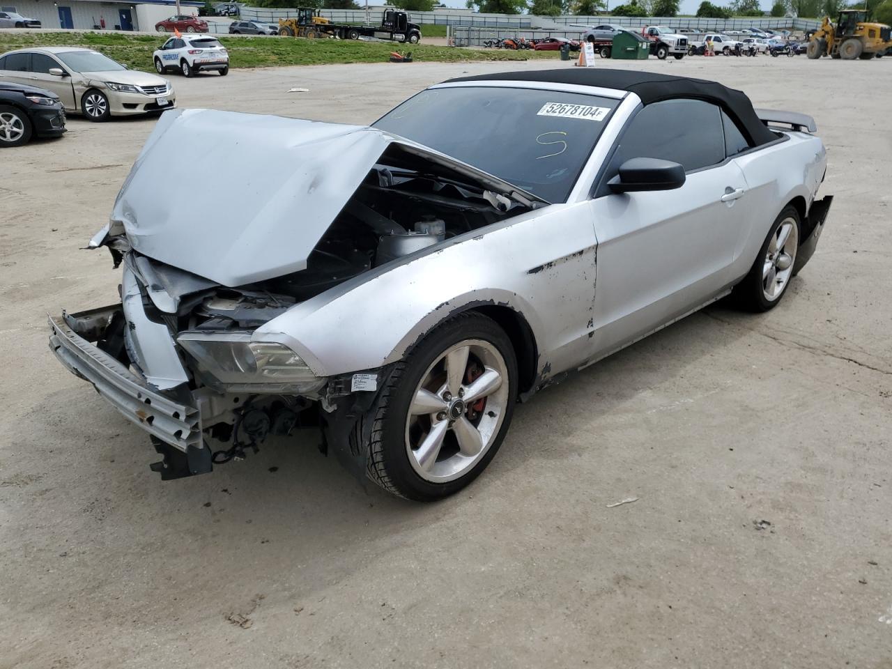 2013 FORD MUSTANG car image