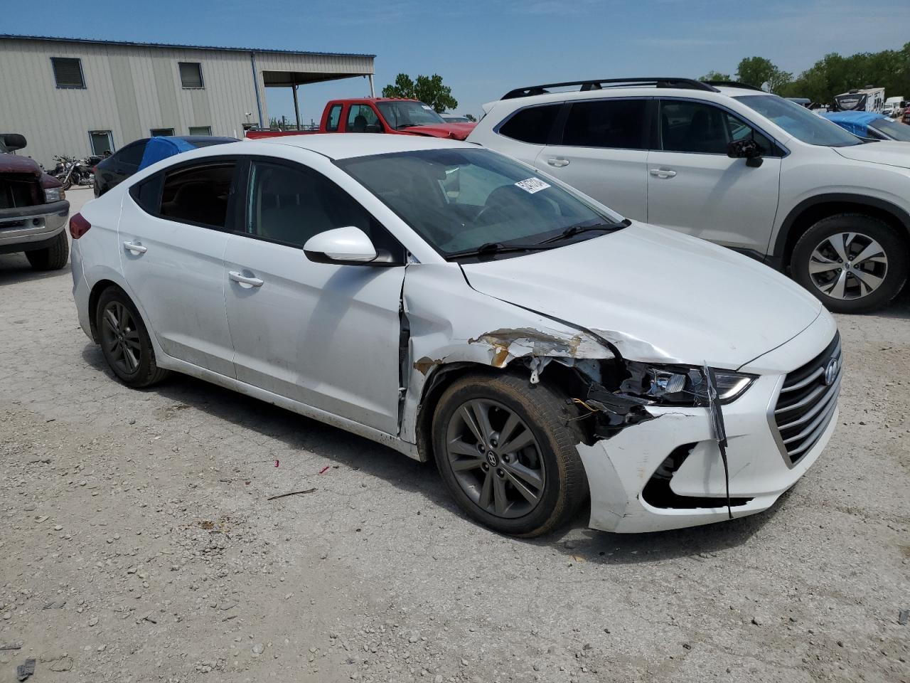 2018 HYUNDAI ELANTRA SE - Фото 4