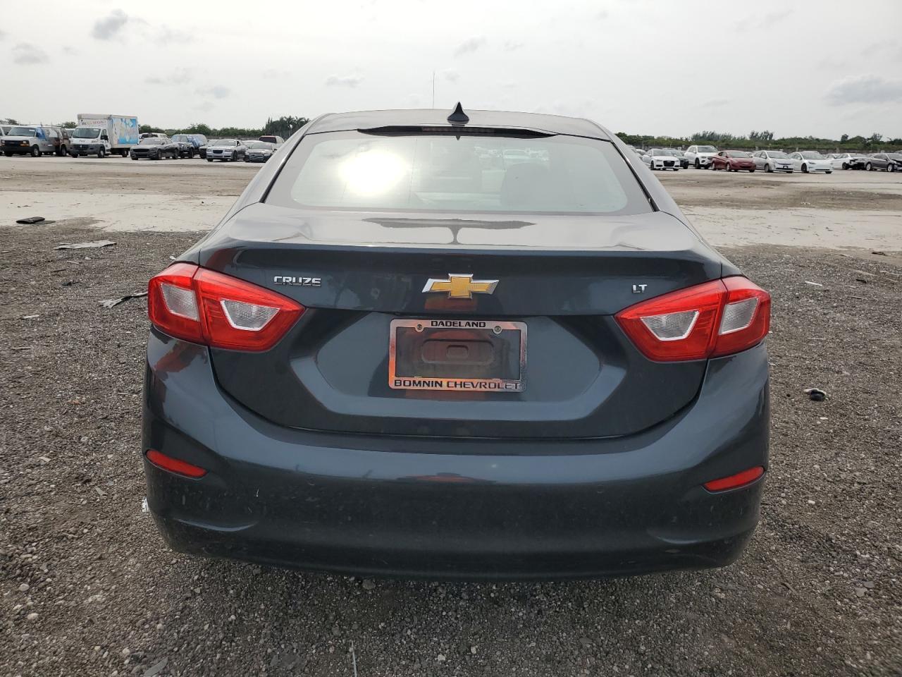 2017 CHEVROLET CRUZE LT - Фото 6