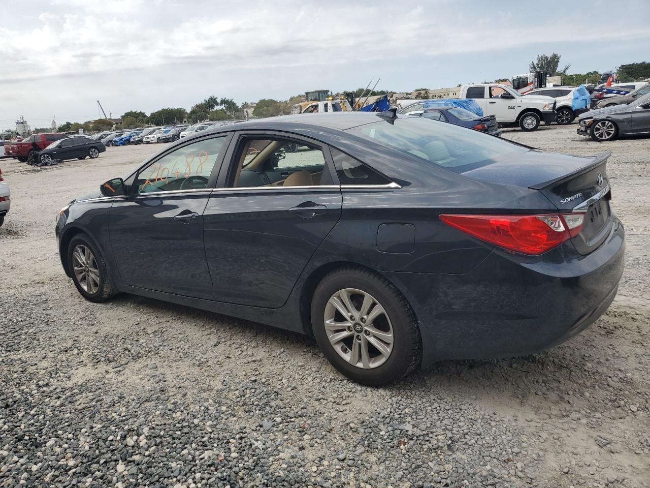 2013 HYUNDAI SONATA GLS - Фото 2