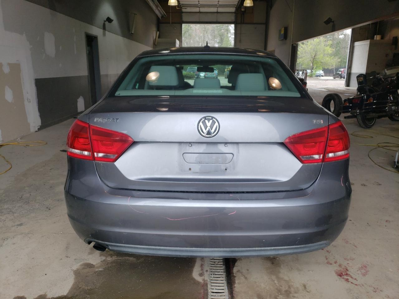 2015 VOLKSWAGEN PASSAT S - Фото 6