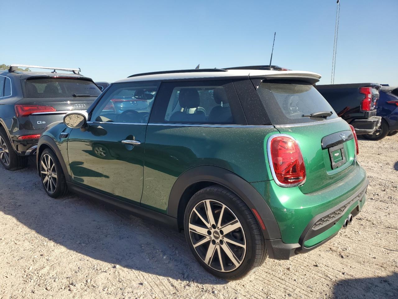 2023 MINI COOPER S - Image 2