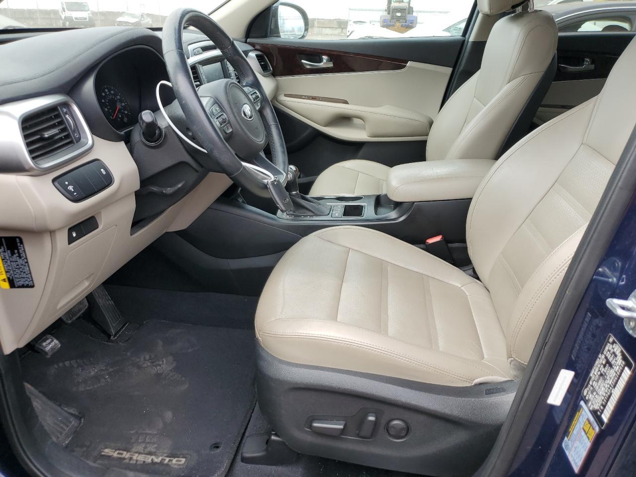 2017 KIA SORENTO LX - Фото 7