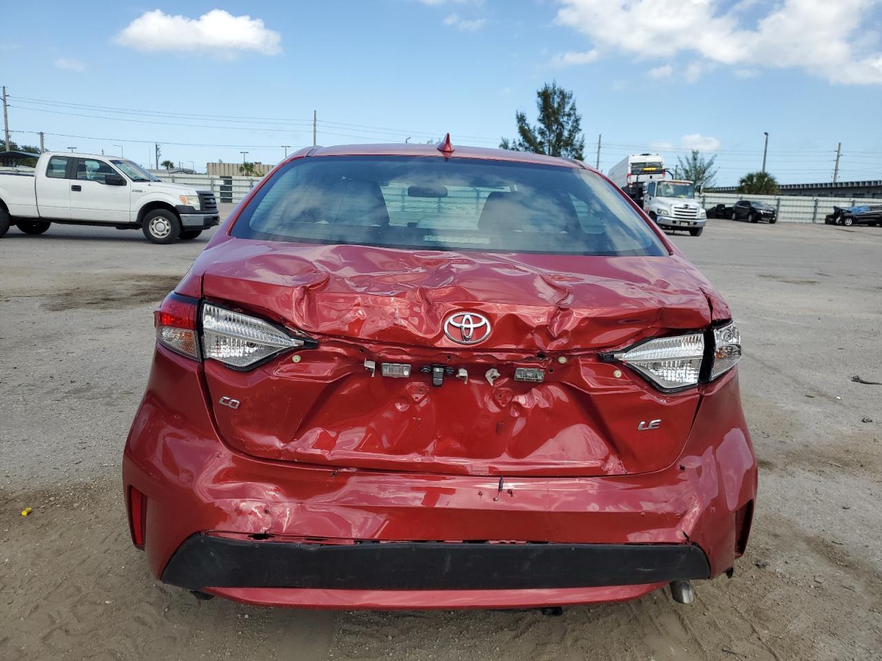 2021 TOYOTA COROLLA LE - Image 6