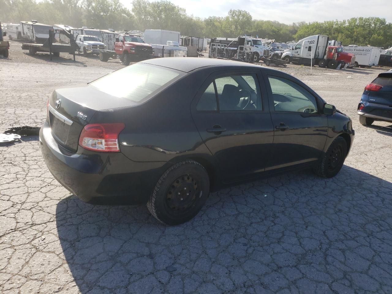 2012 TOYOTA YARIS - Фото 3