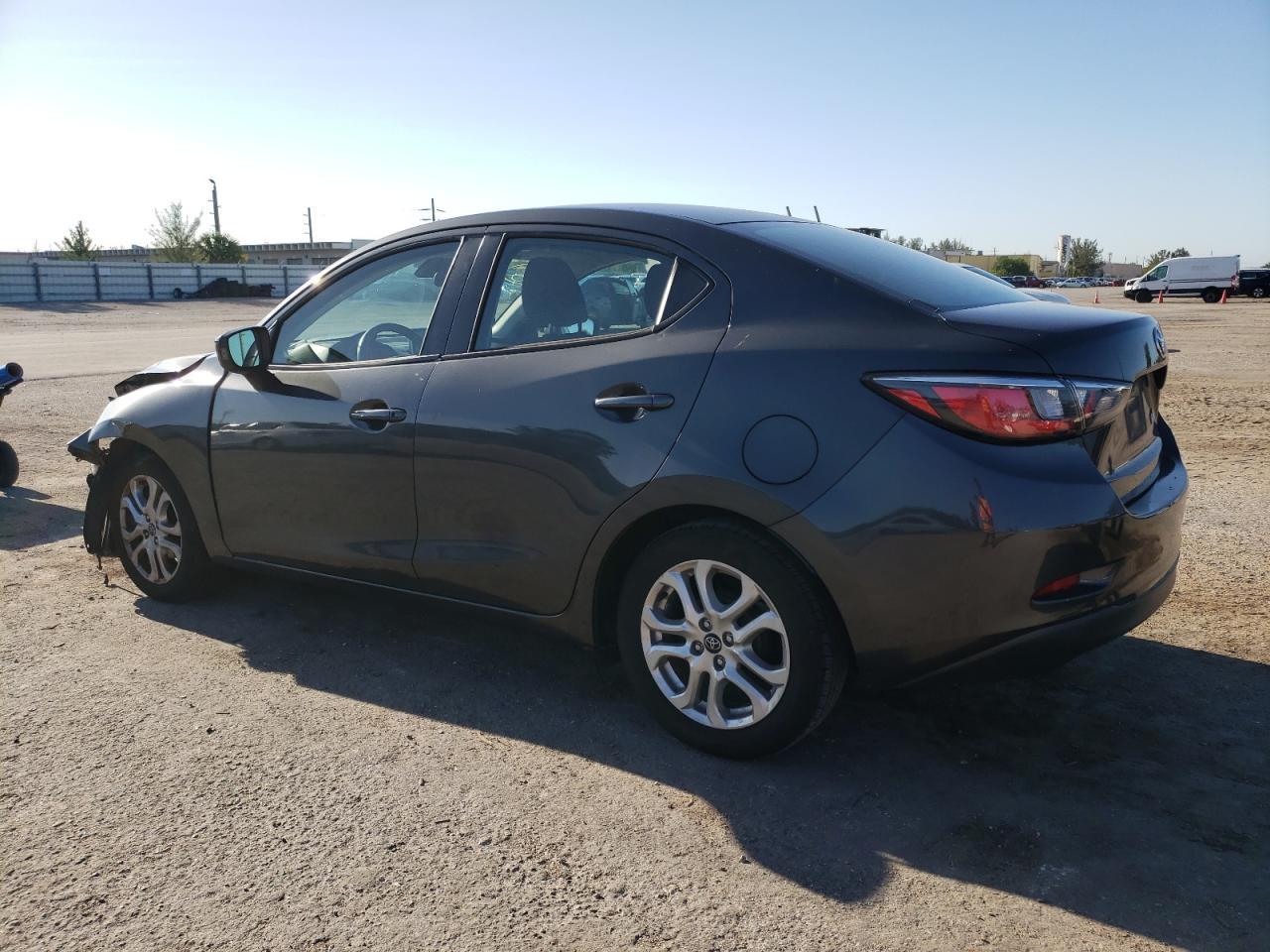 2017 TOYOTA YARIS IA - Image 2
