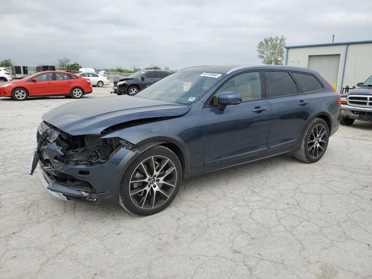2020 VOLVO V90 CROSS