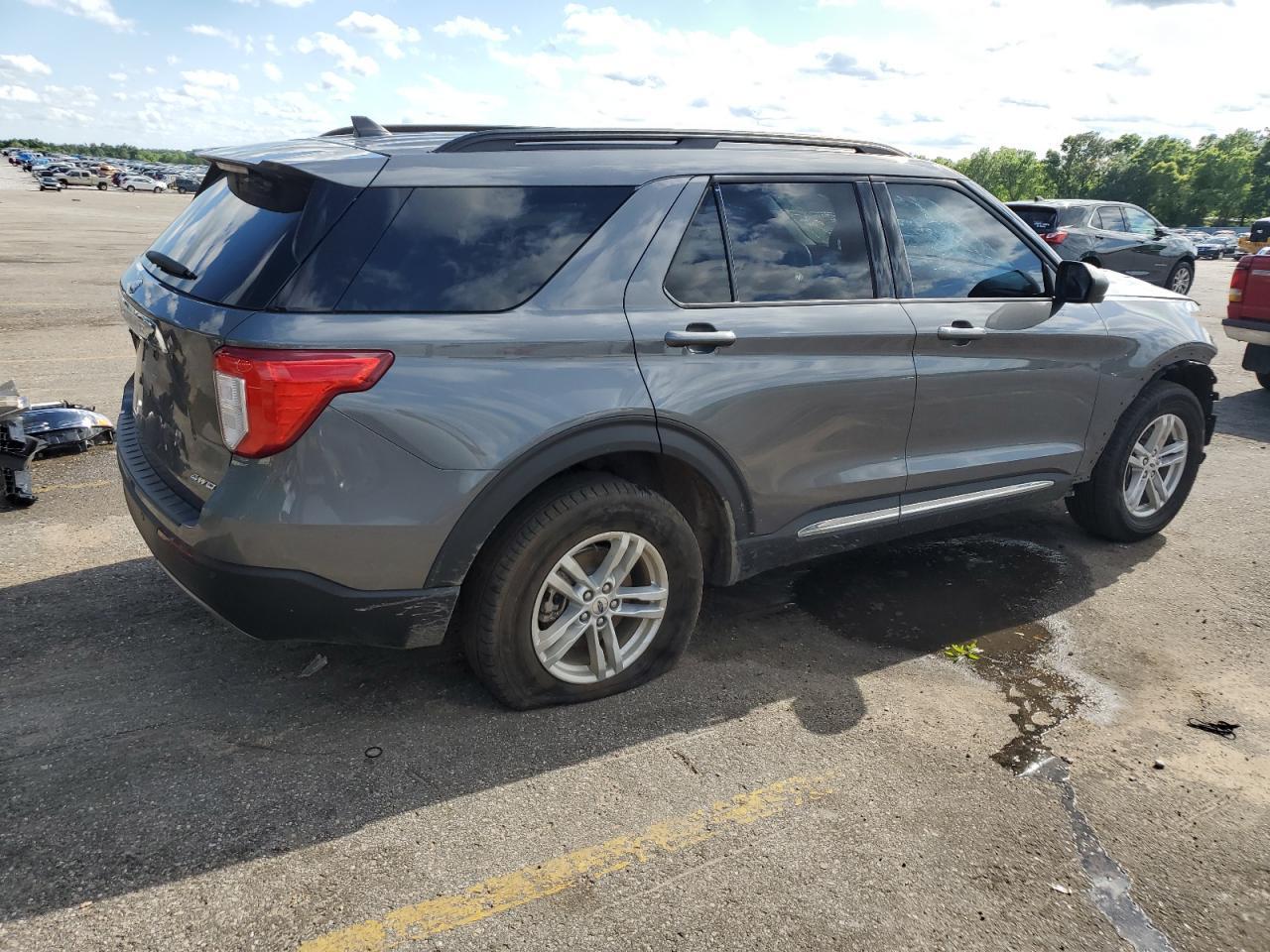 2023 FORD EXPLORER X - Фото 3