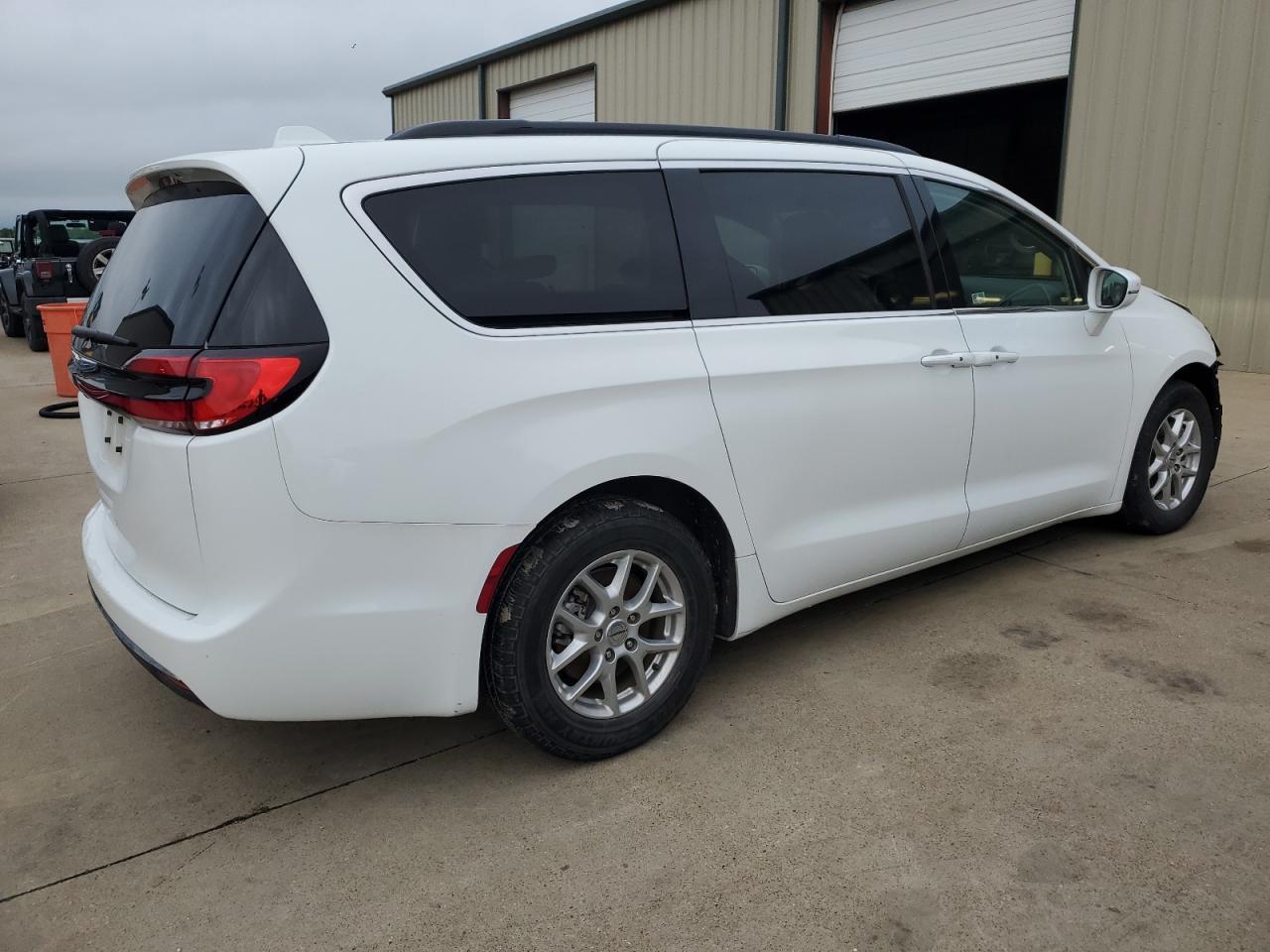 2022 CHRYSLER PACIFICA T - Image 3