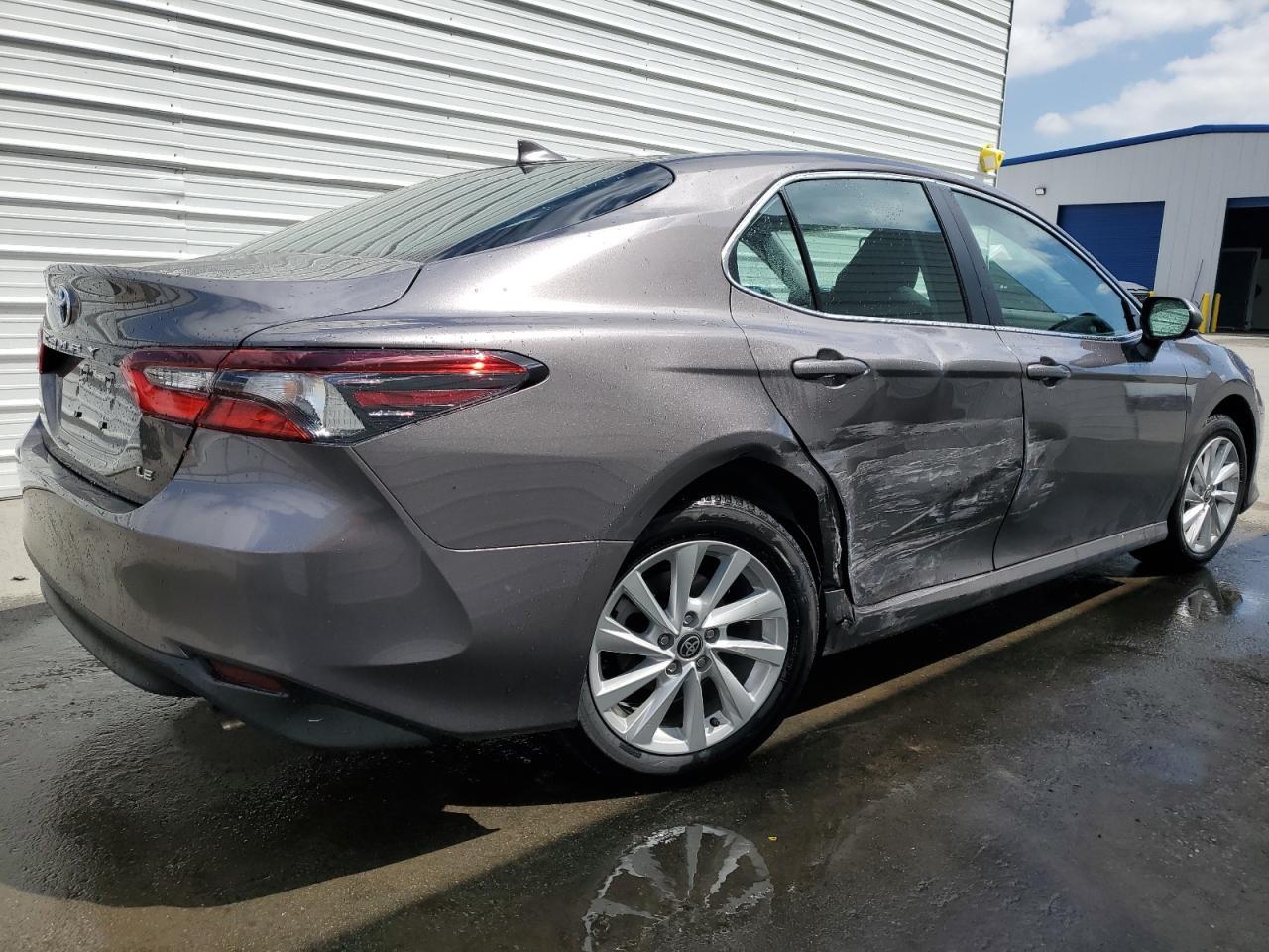 2024 TOYOTA CAMRY LE - Image 3