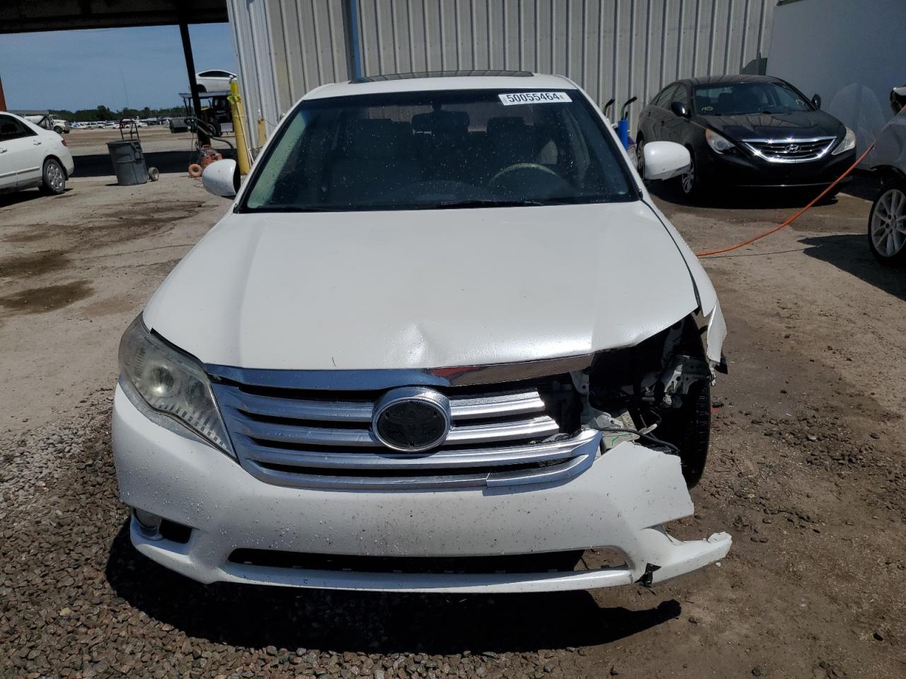 2011 TOYOTA AVALON BAS - Image 5