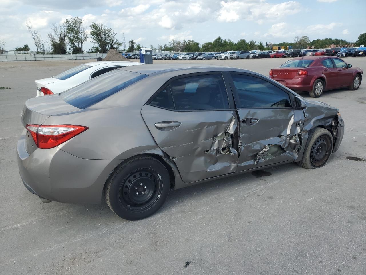 2015 TOYOTA COROLLA L - Фото 3
