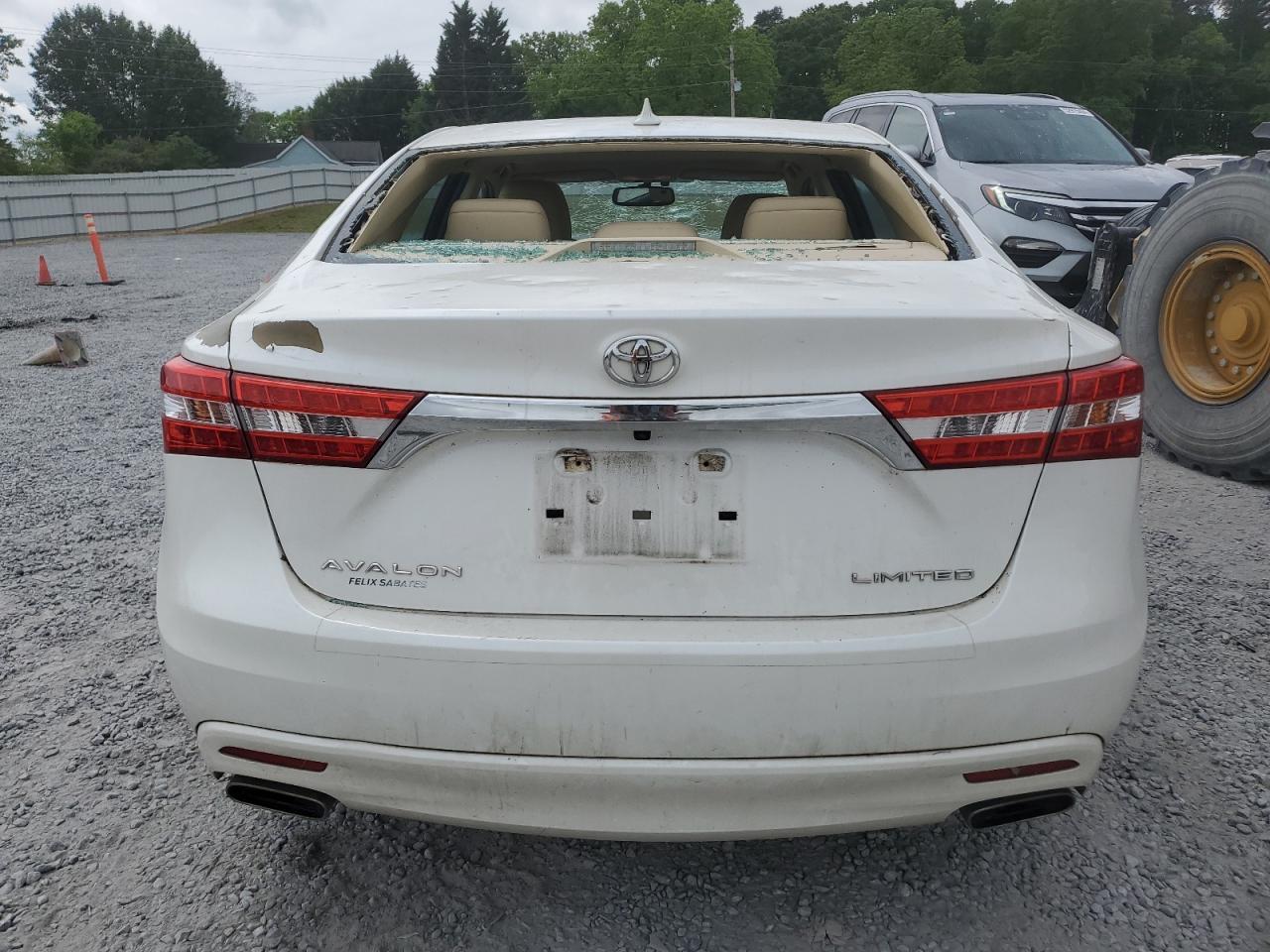 2015 TOYOTA AVALON XLE - Image 6