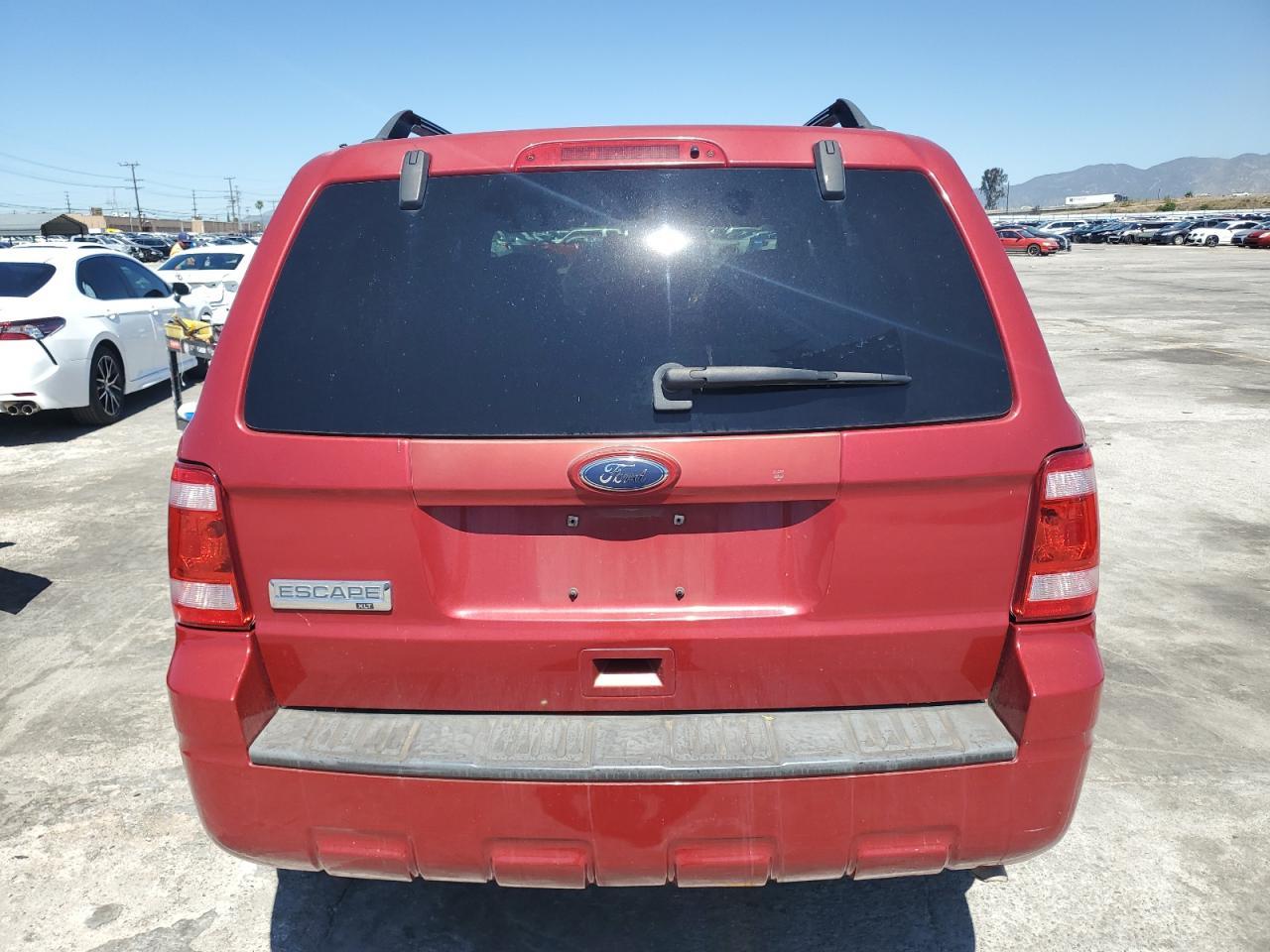 2010 FORD ESCAPE XLT - Фото 6