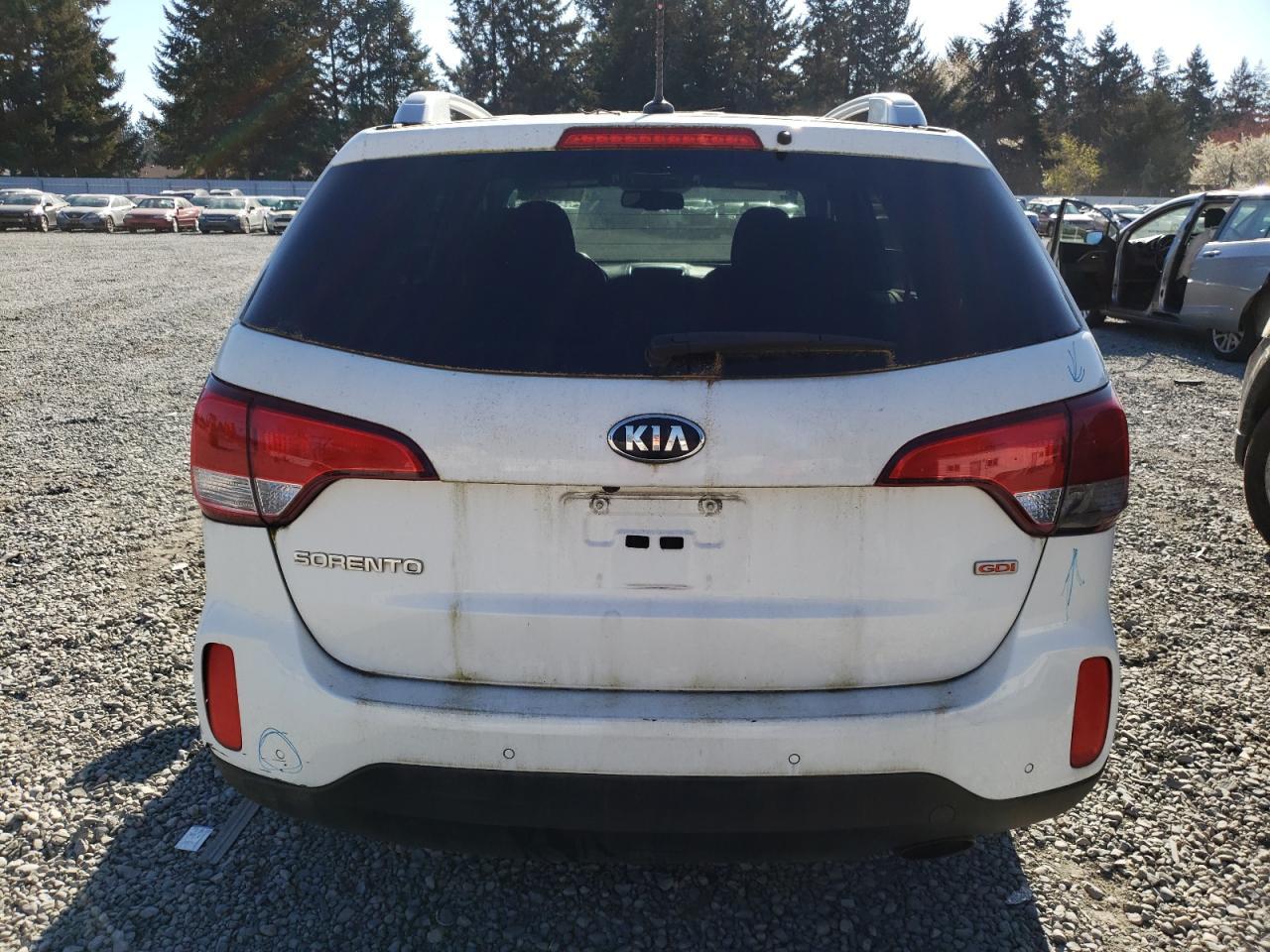 2014 KIA SORENTO LX - Фото 6