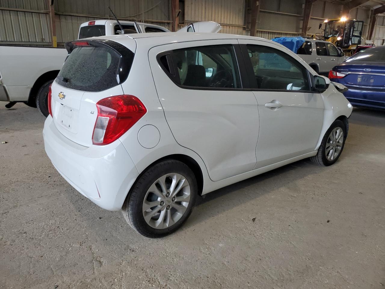 2020 CHEVROLET SPARK 1LT - Фото 3