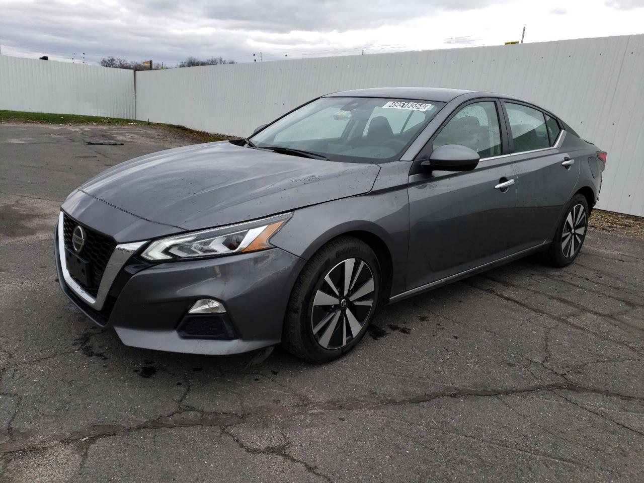 2022 NISSAN ALTIMA SV