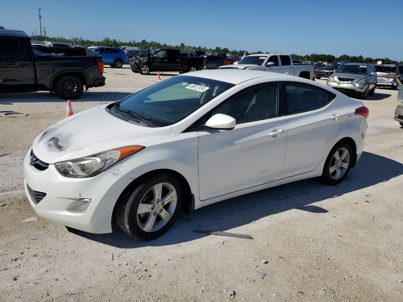 2013 HYUNDAI ELANTRA GL