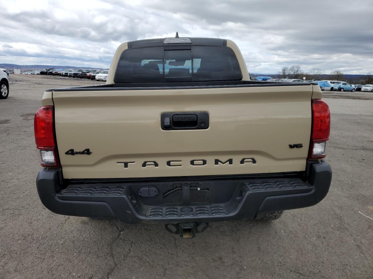 2019 TOYOTA TACOMA DOU - Фото 6