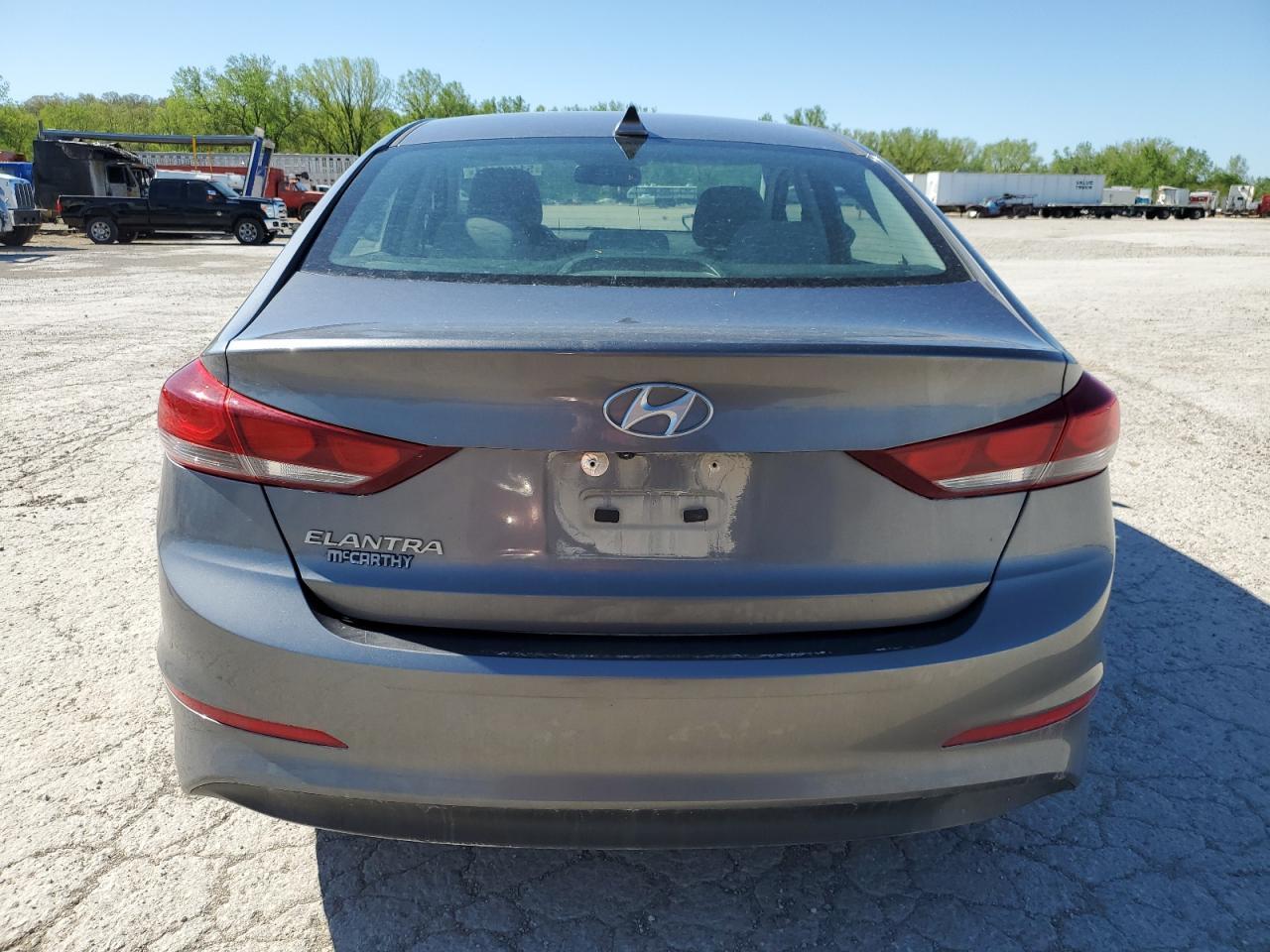 2018 HYUNDAI ELANTRA SE - Image 6