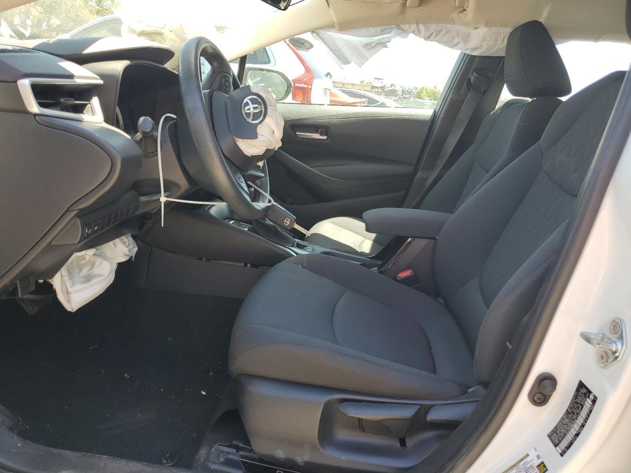2021 TOYOTA COROLLA LE - Image 7