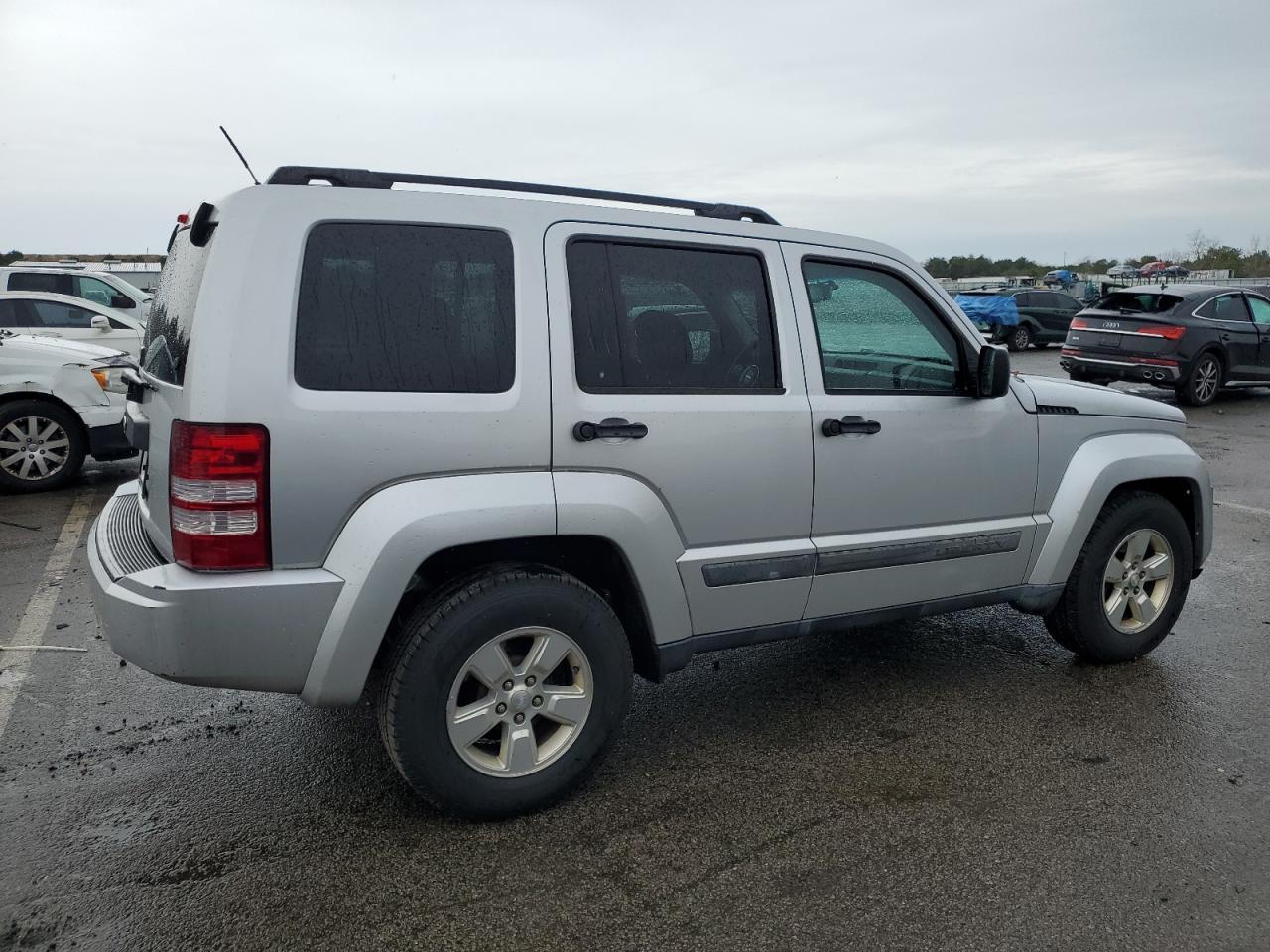2012 JEEP LIBERTY SP - Image 3