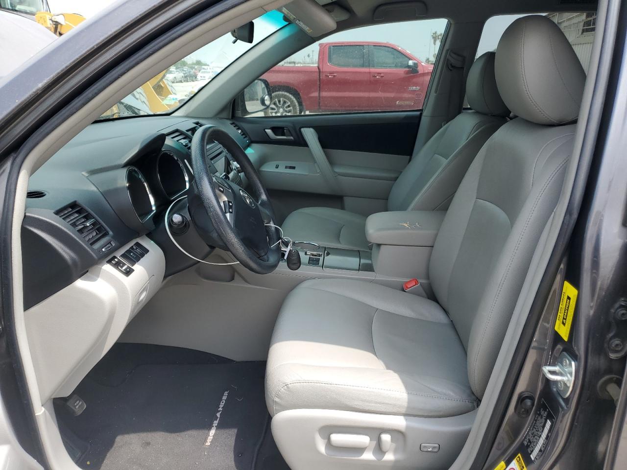 2012 TOYOTA HIGHLANDER - Image 7
