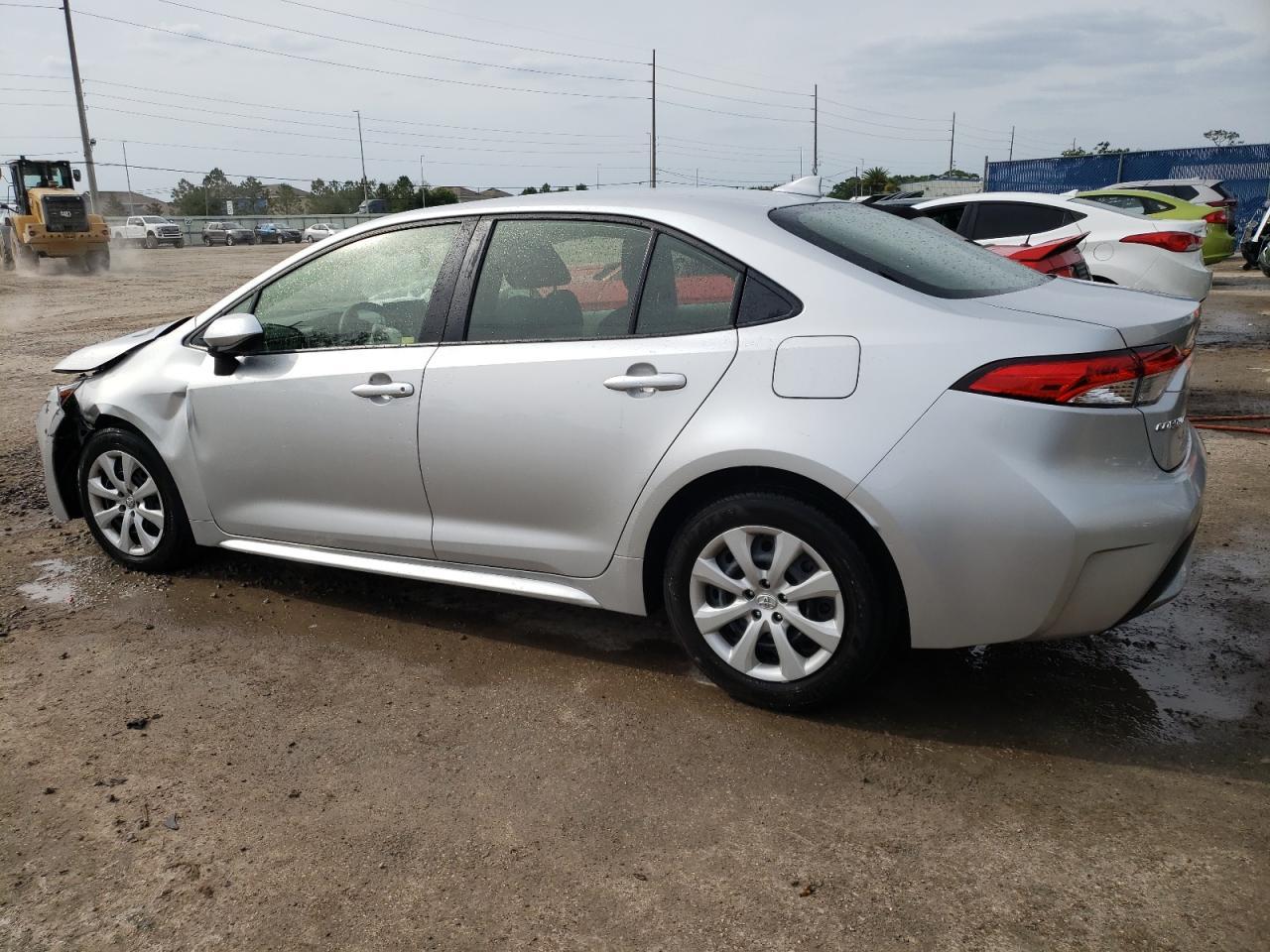 2021 TOYOTA COROLLA LE - Image 2
