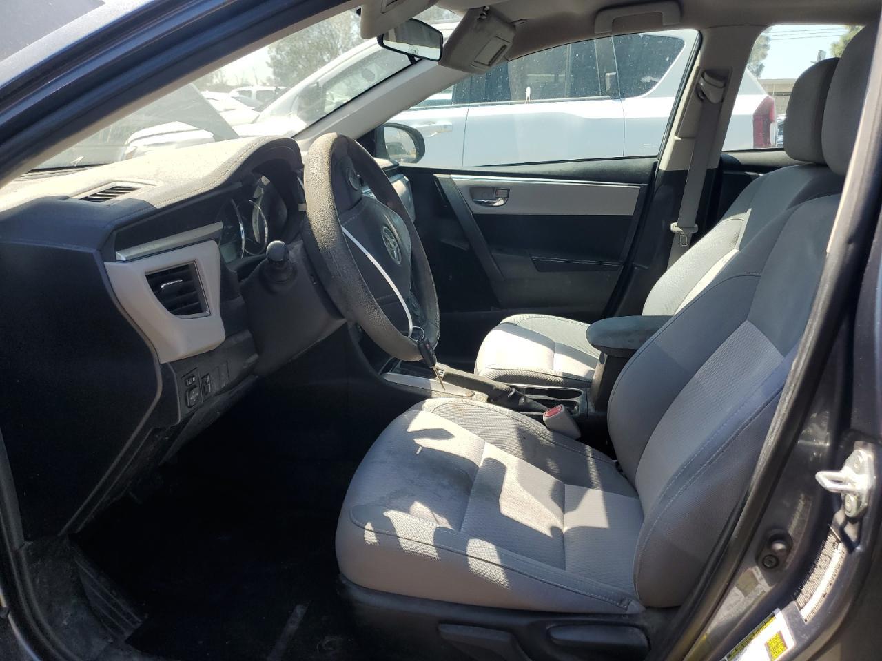 2015 TOYOTA COROLLA L - Фото 7