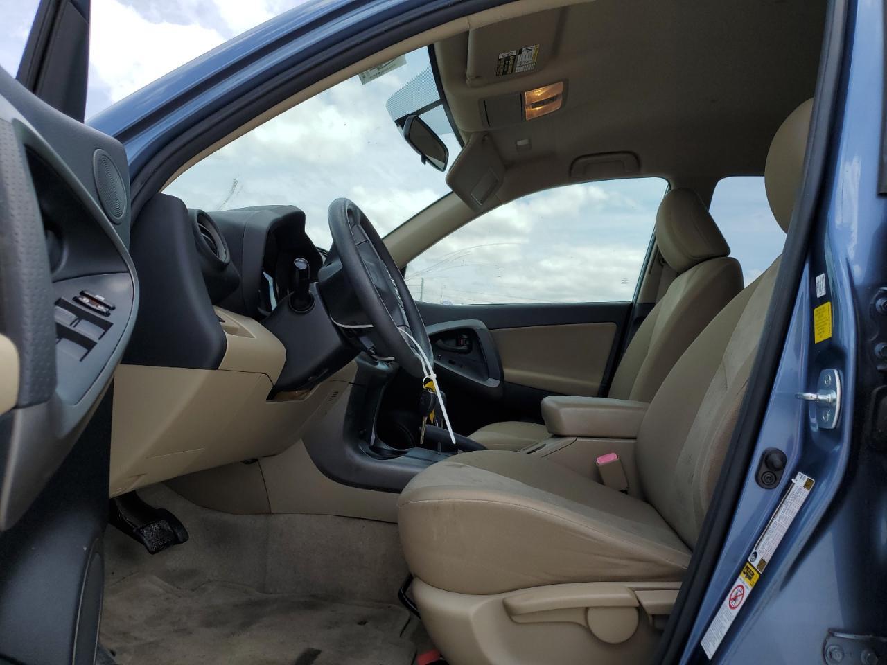 2011 TOYOTA RAV4 - Image 7
