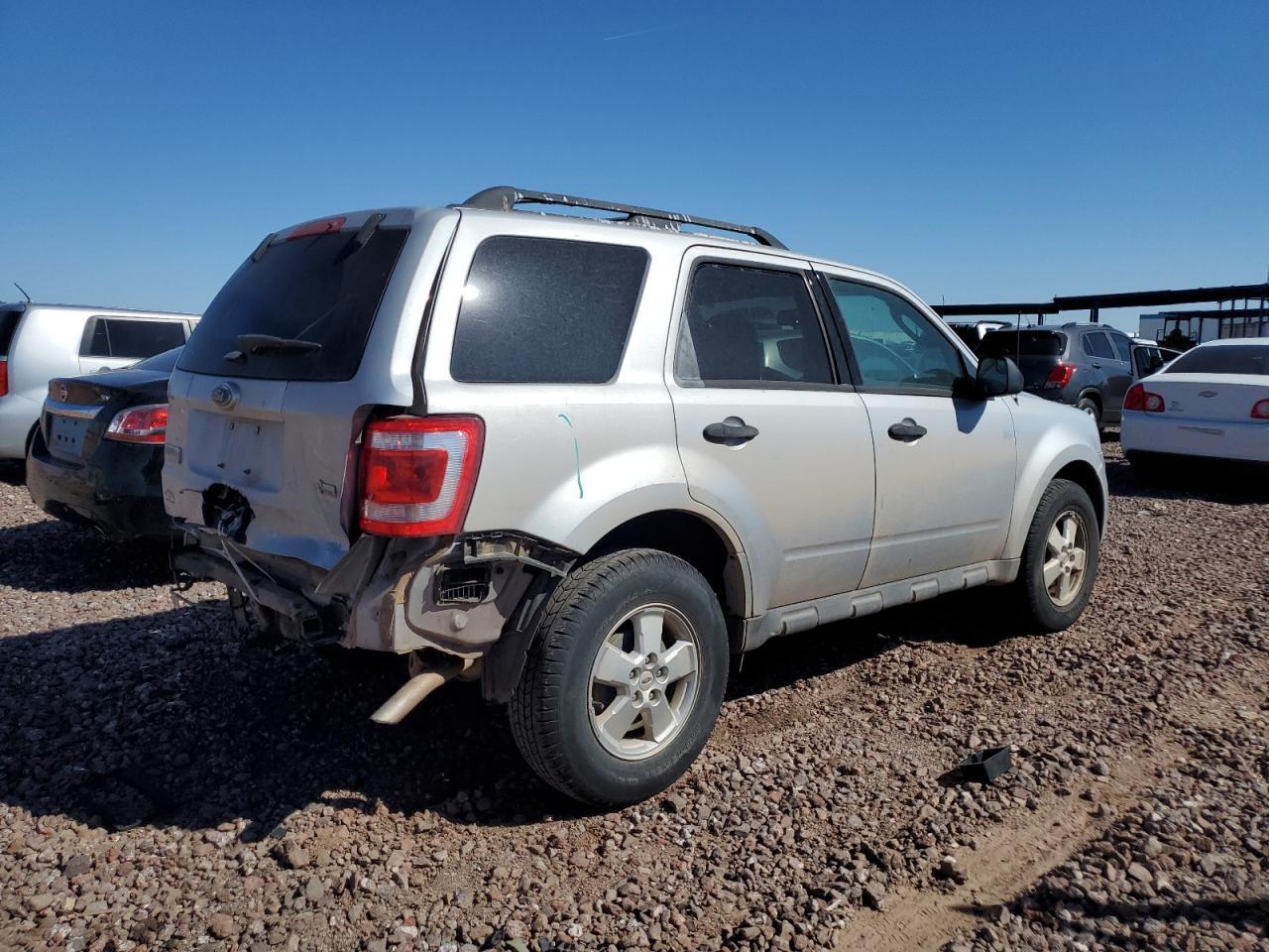 2012 FORD ESCAPE XLT - Image 3