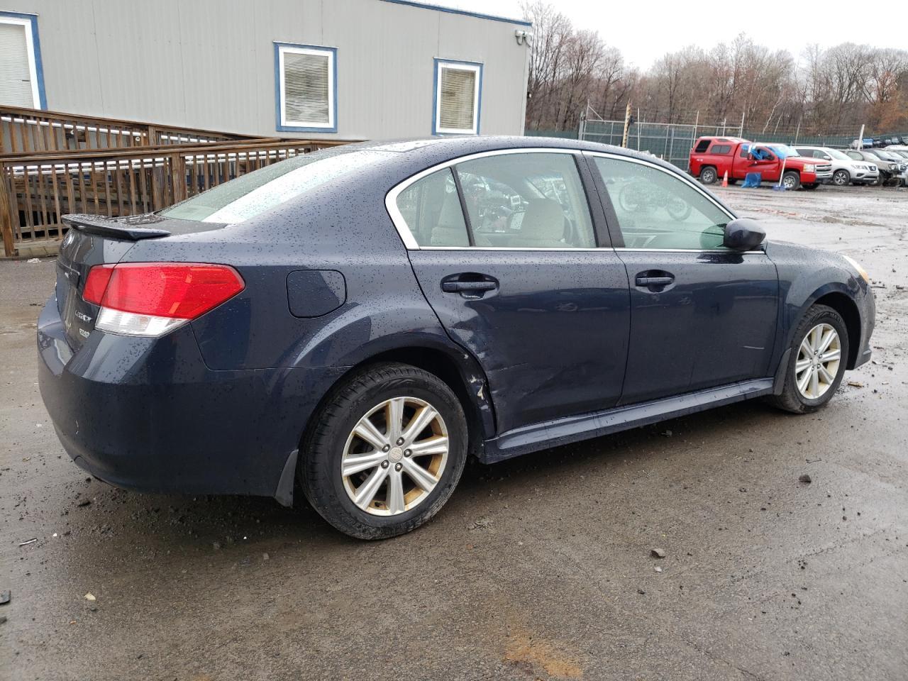 2012 SUBARU LEGACY 2.5 - Image 3