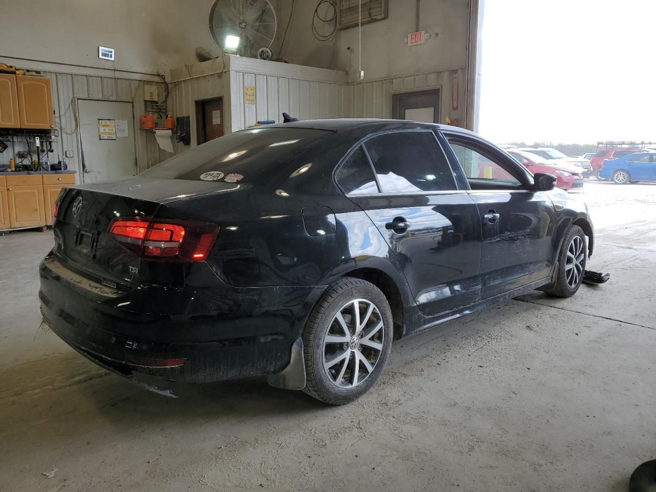2017 VOLKSWAGEN JETTA SE - Image 3