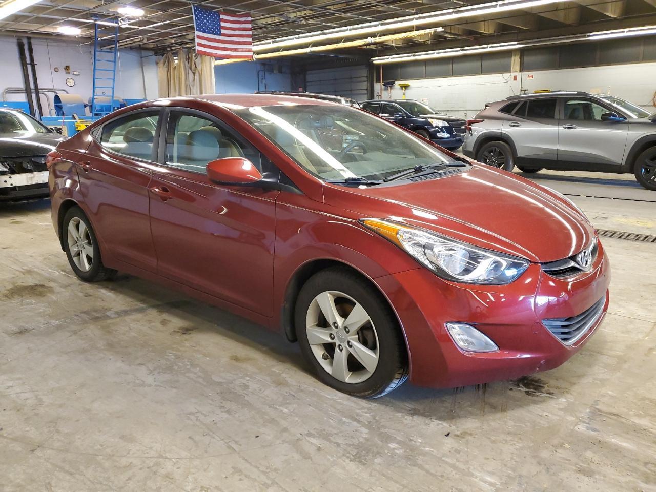 2013 HYUNDAI ELANTRA GL - Image 4