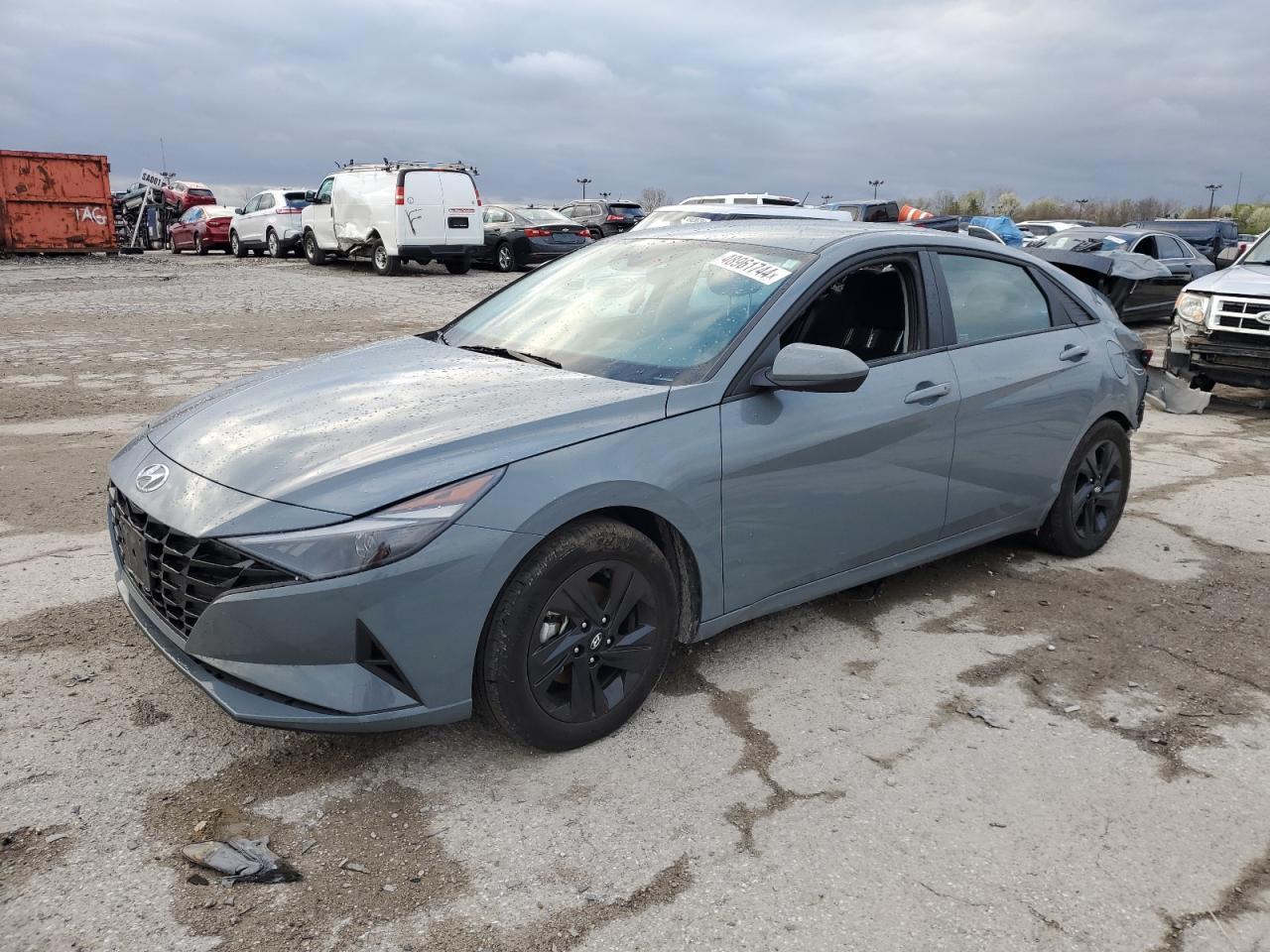 2023 HYUNDAI ELANTRA SE