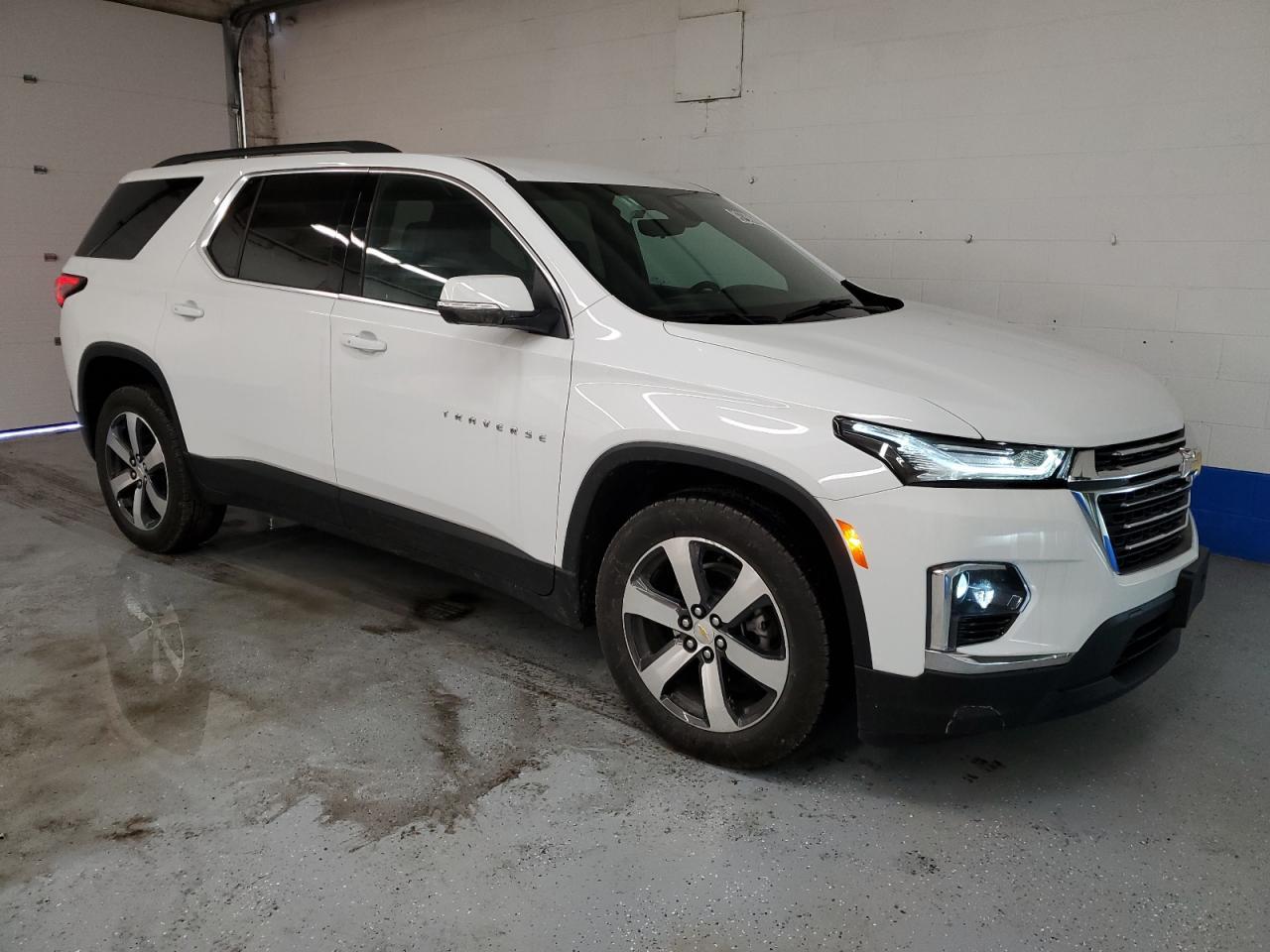 2023 CHEVROLET TRAVERSE L - Image 4