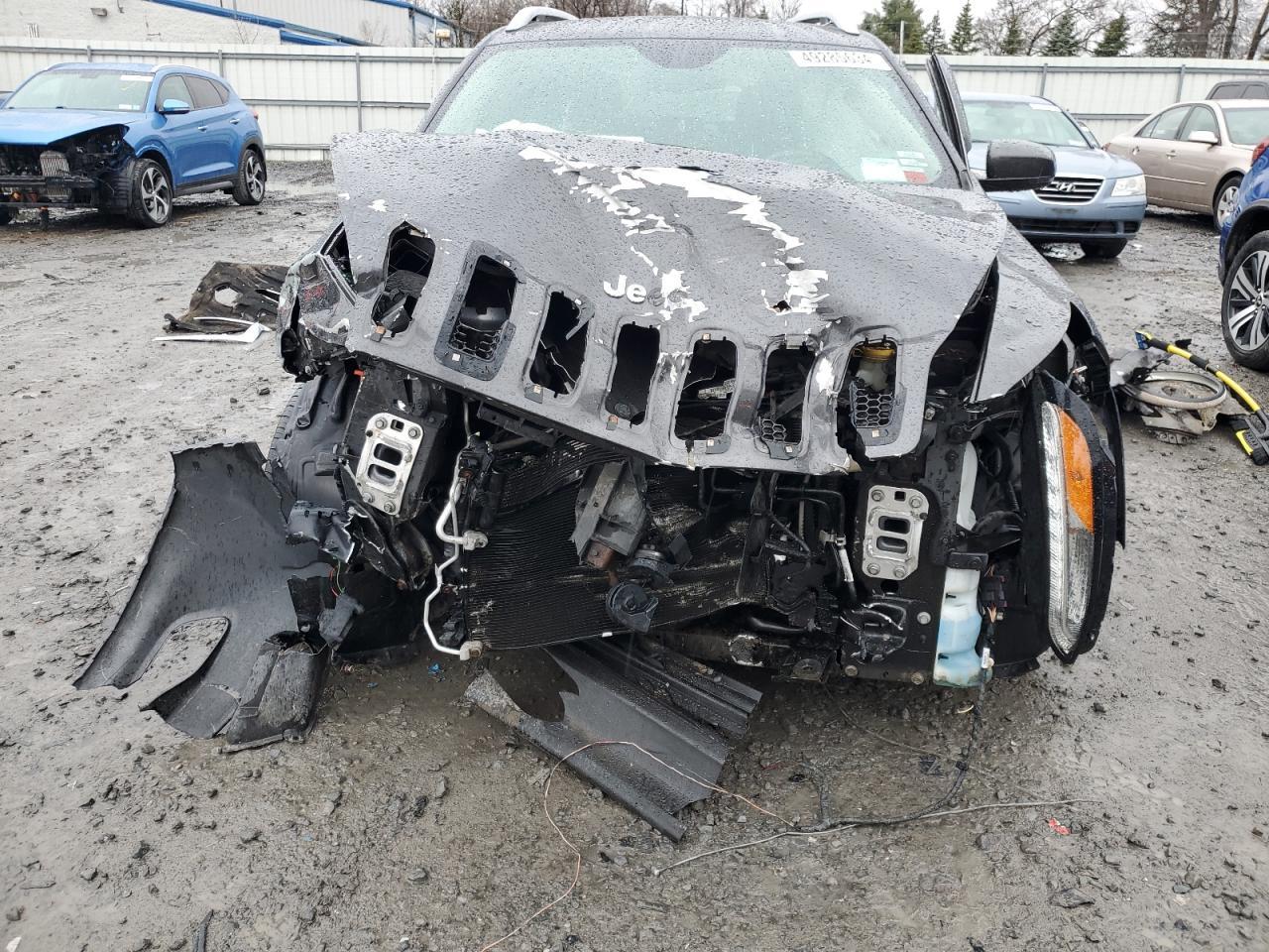 2016 JEEP CHEROKEE L - Image 5