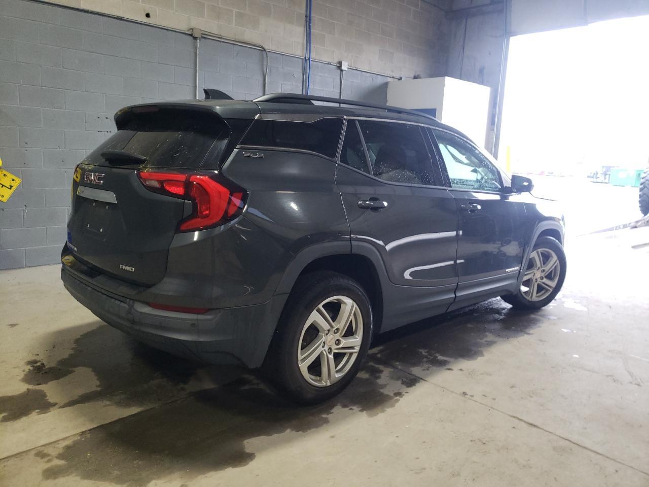 2018 GMC TERRAIN SL - Image 3