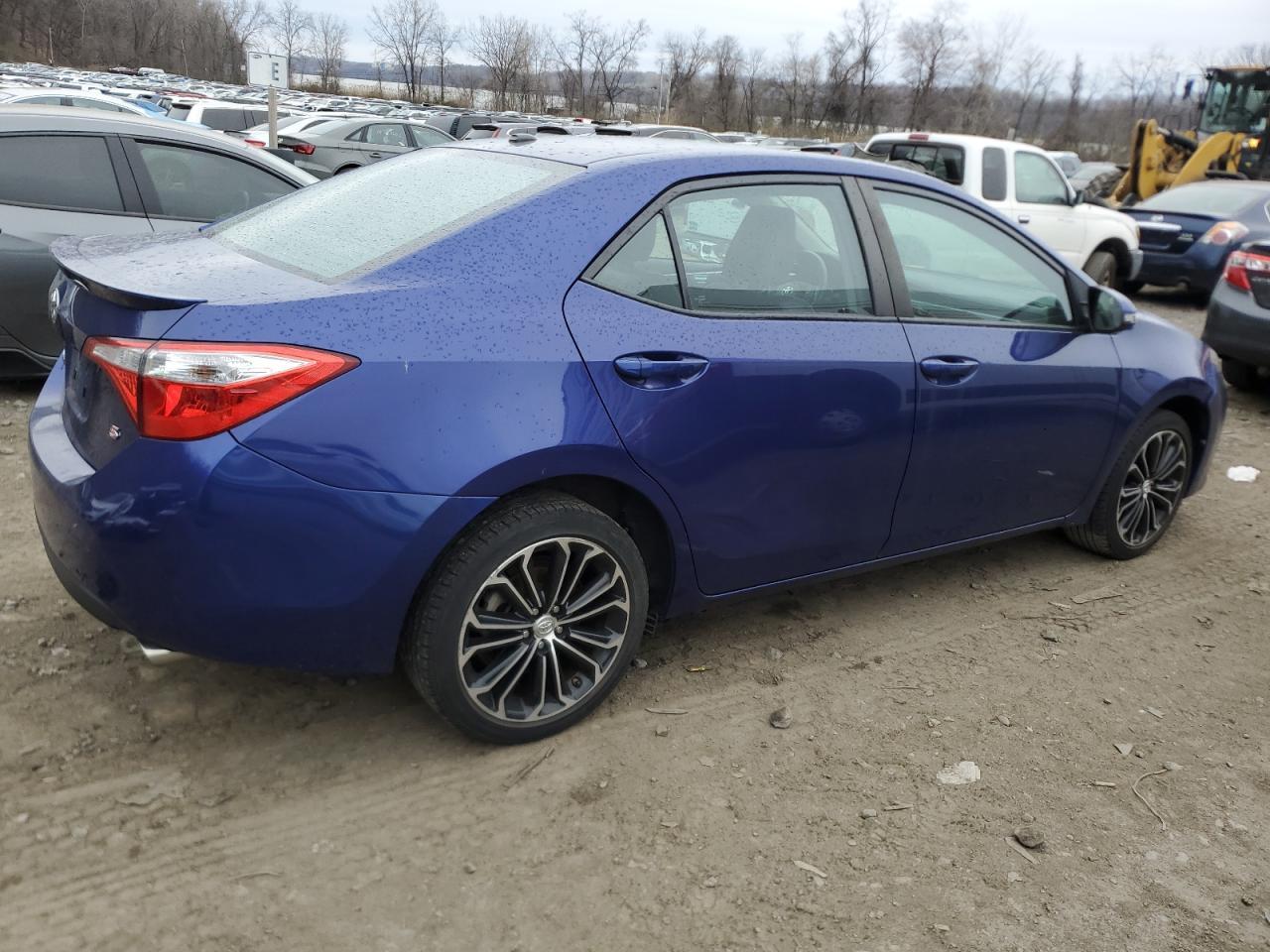 2015 TOYOTA COROLLA L - Image 3
