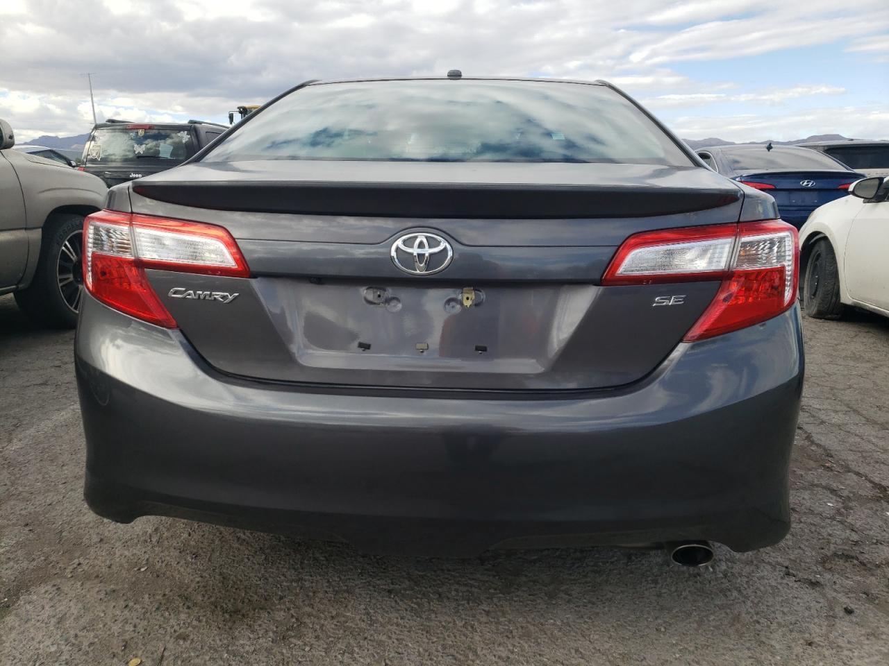 2014 TOYOTA CAMRY L - Фото 6