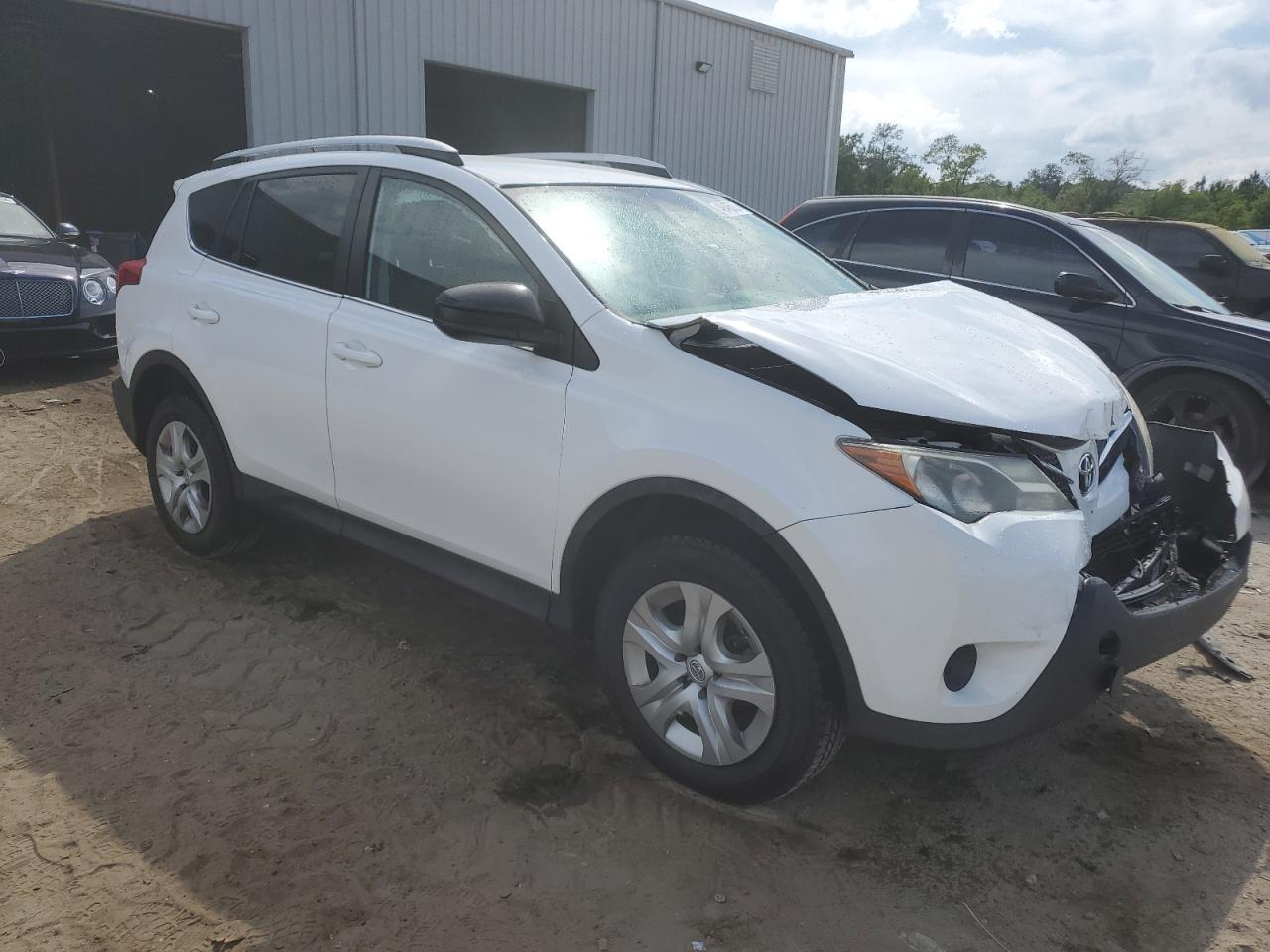 2014 TOYOTA RAV4 LE - Image 4