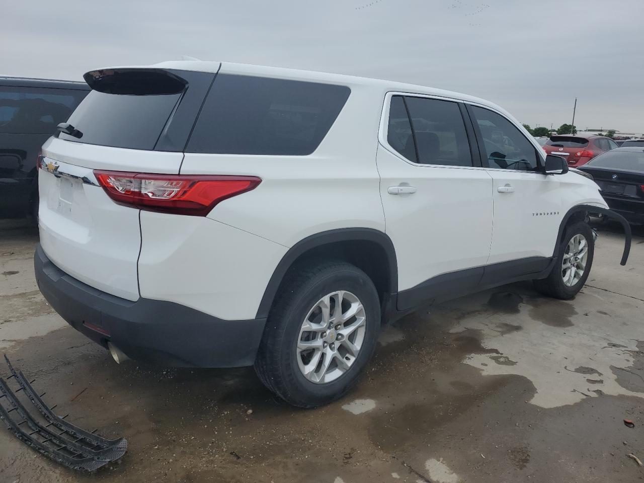 2021 CHEVROLET TRAVERSE L - Фото 3